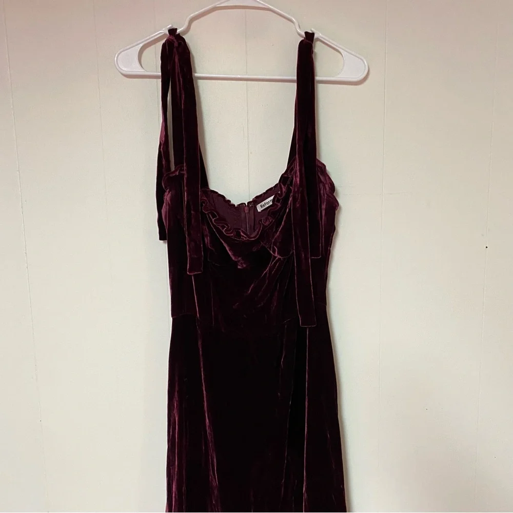 Reformation Antoinette Dress Red Velvet 8 - Picture 4 of 11